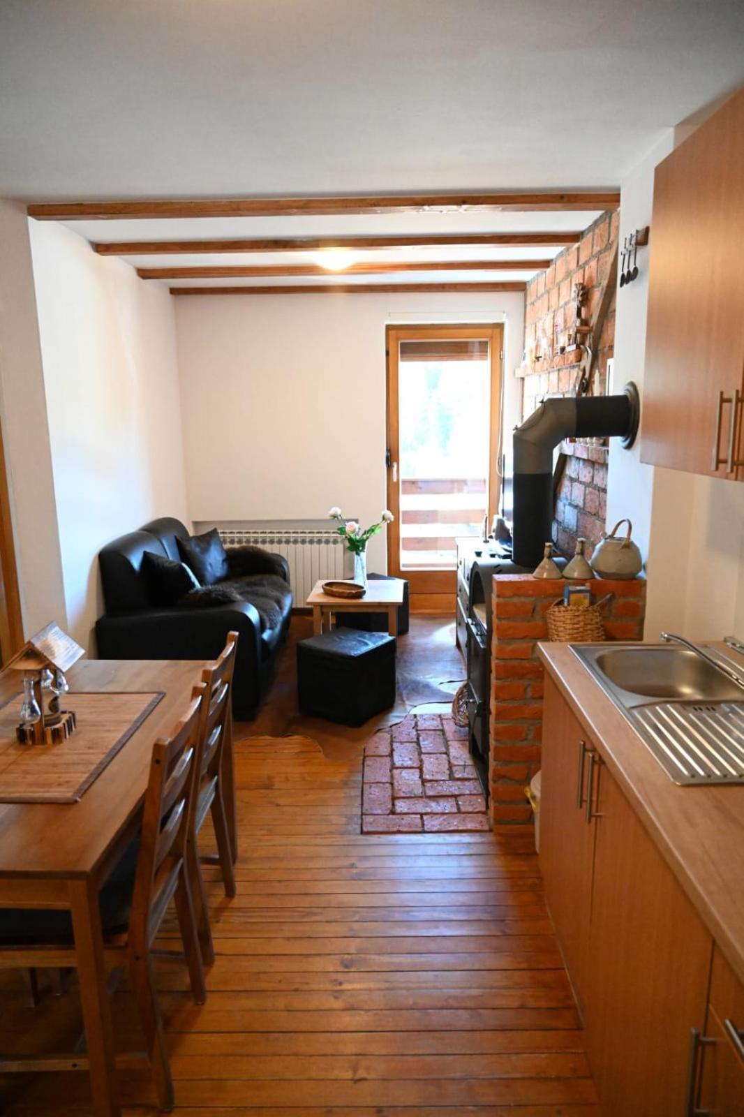 Guest House Alpha Ski Camp Jahorina Bilik gambar